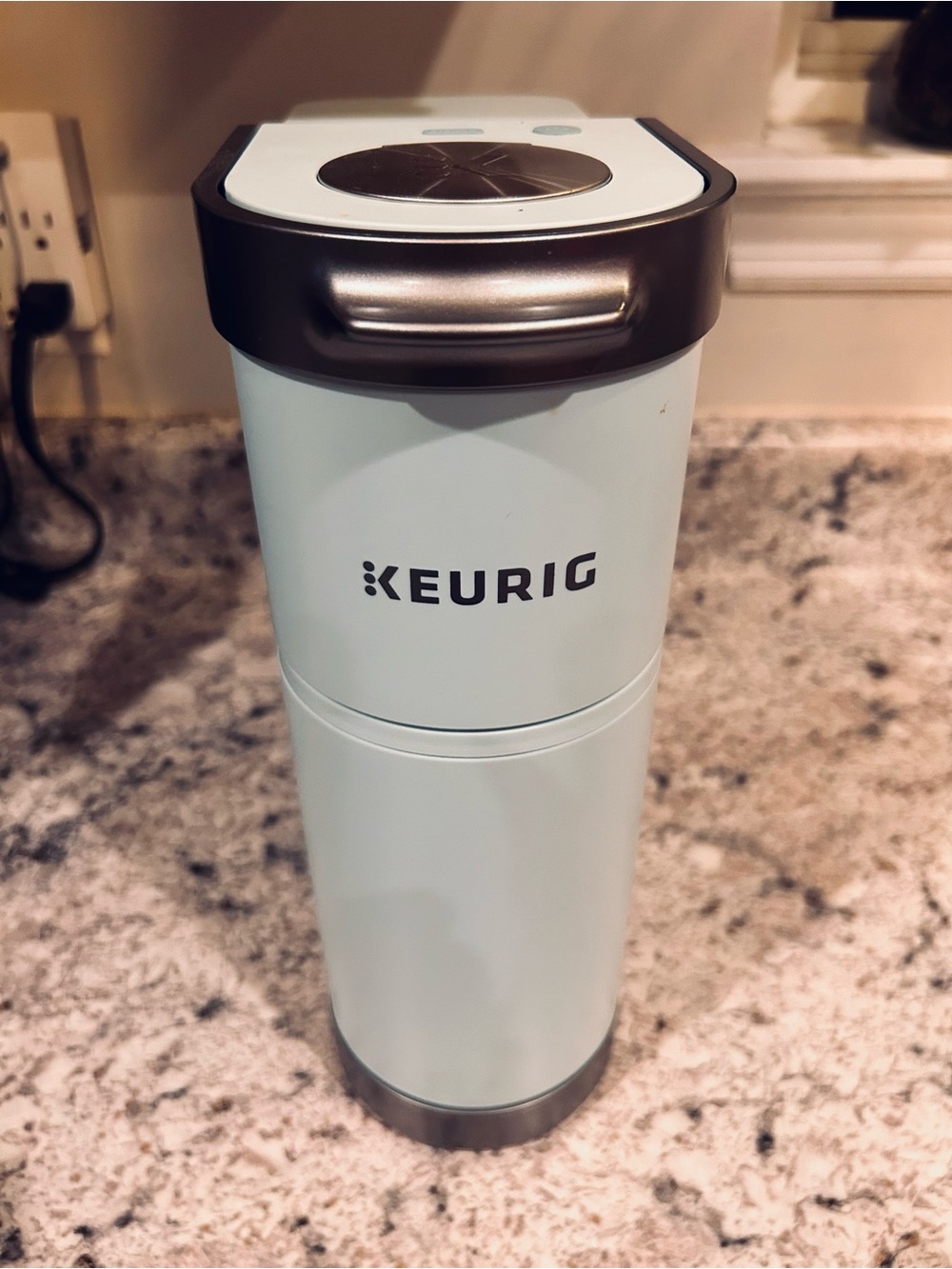 Keurig Mini K-Cup Coffee and Tea Maker, Mint Green (Oasis) Great for travel.